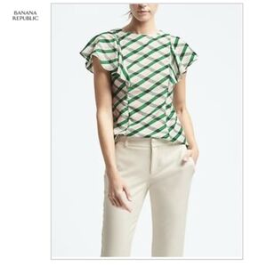 BR Green Flutter Sleeve Top 👚